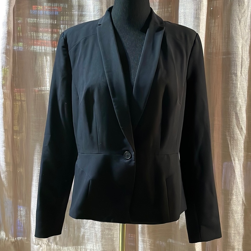 Like New Worthington black Blazer